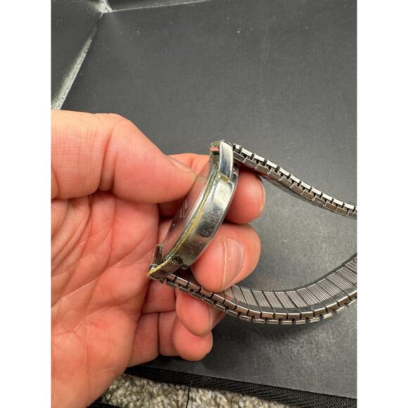 VINTAGE Timex Men's Easy Reader Expansion Indiglo Watch Silver Tone 35mm Working - Picture 10 of 11